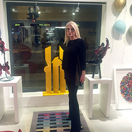 Eti More, conceptual artist